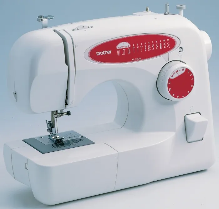 Швейная машина, оверлок Brother XL-2220 в Москве и Московской области от магазина Ammina